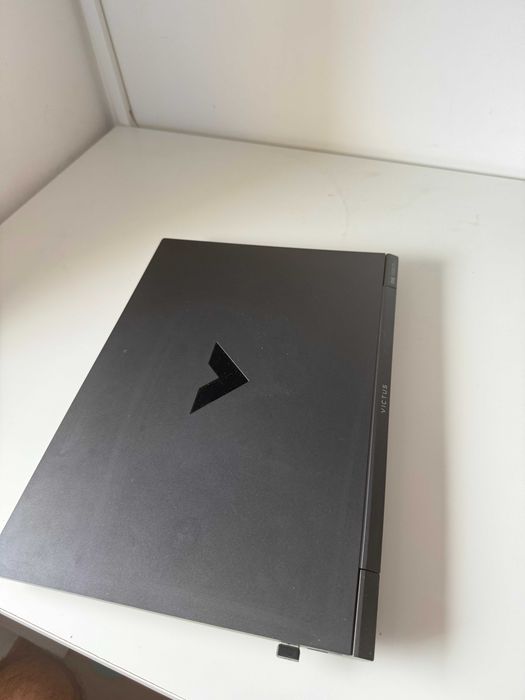 HP Victus 16 Gaming  |  Ryzen 7 5800H  |  RTX 3050 Ti  | SSD 512GB