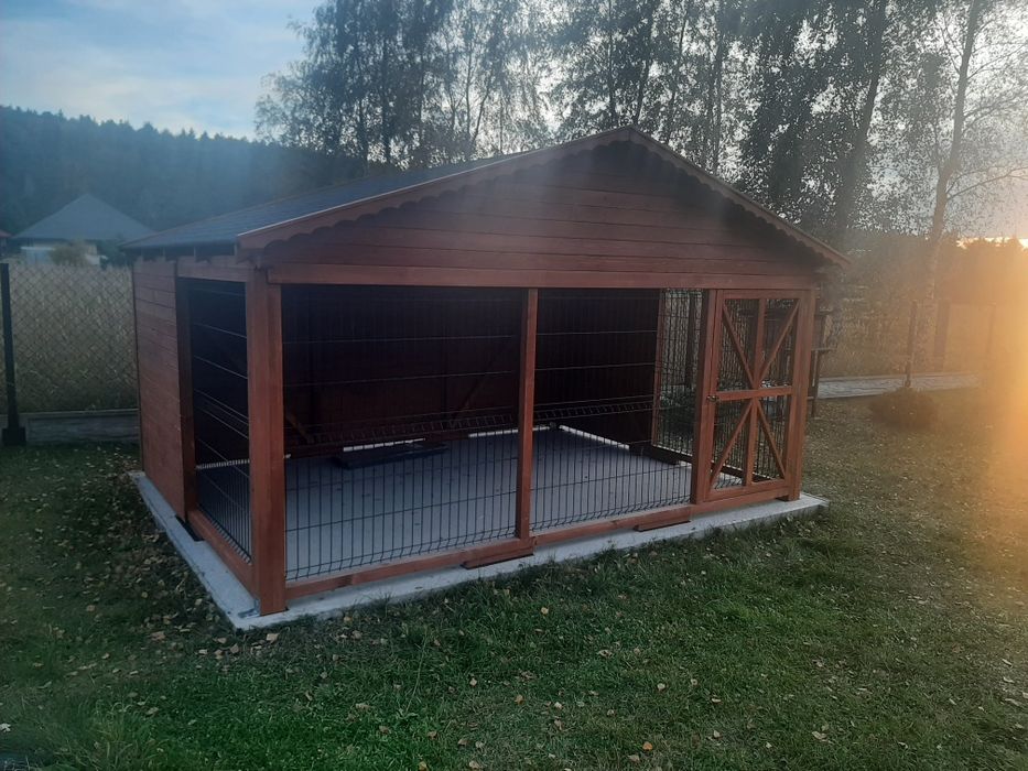 Kojec dla psa drewniany