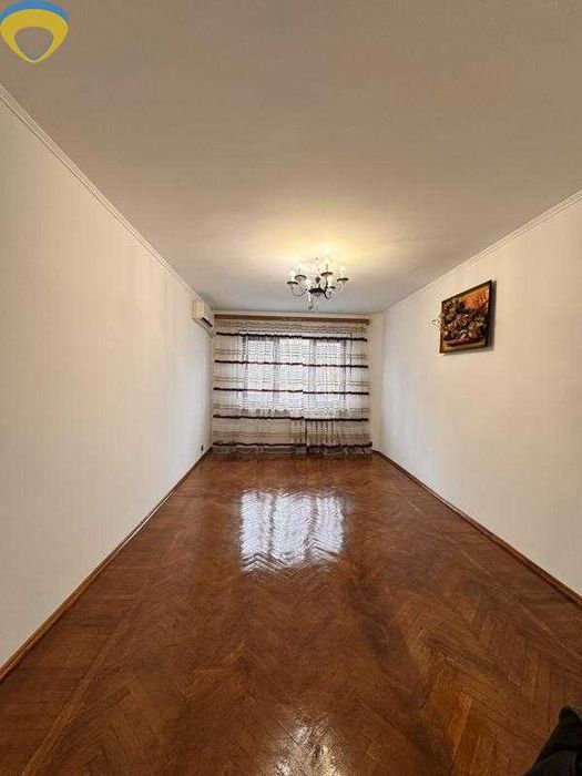 Продається 5-кімнатна квартира для великої родини, 98 м² на Таїрова, вул. Ільфа та Петрова