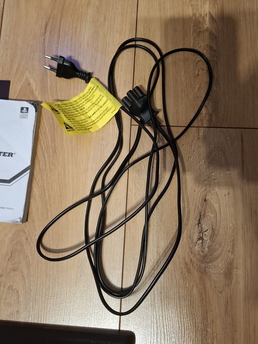 Thrustmaster t300 alcantata edition