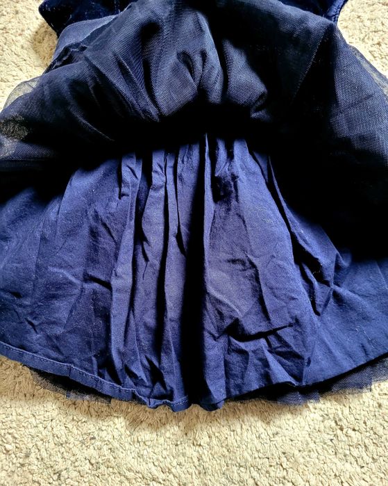 Elegancka sukienka niemowlęca 62 0-3 welur velvet falbany tiul