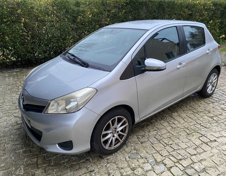 Toyota Yaris - 1400 - TD - Excelente estado