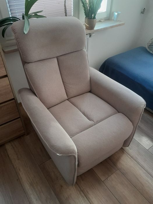 Fotel rozkladany elektrycznie