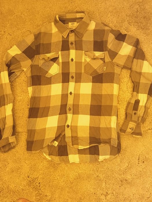 Продам одяг  / великий вибір одягу / по низьким цінам