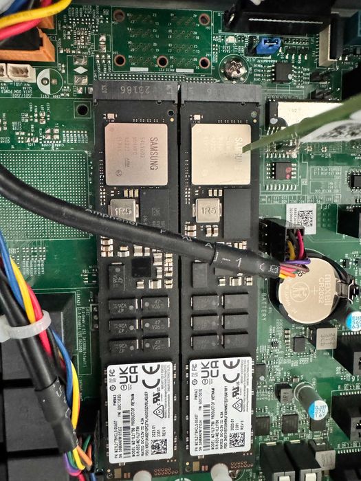 Supermicro server AMD EPYC 7443P