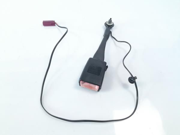 Encaixe de cinto frente direito FORD Fiesta VI (CB1, CCN)