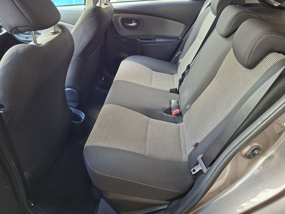 Toyota Yaris Hibrido 2016 Nacional Como Novo Caixa Automática