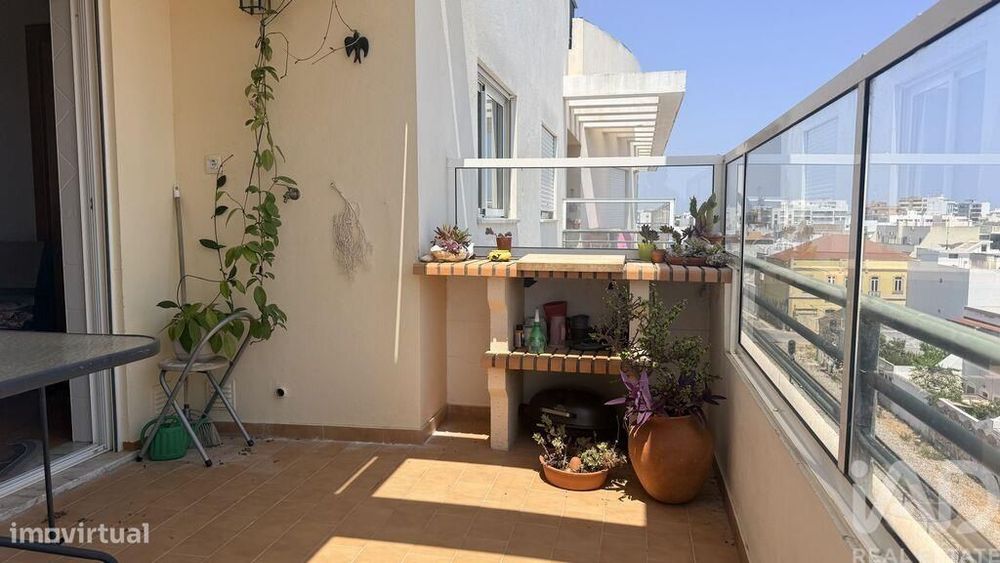 Apartamento T3 em Olhão