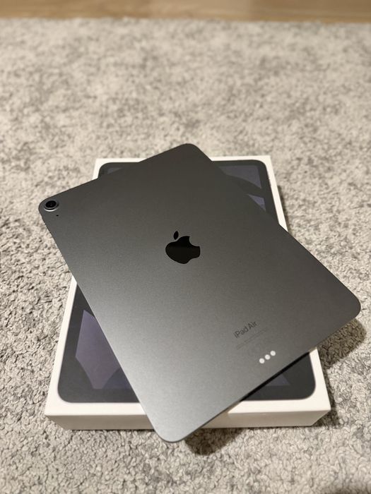 Apple iPad Air 5 M1 64GB
