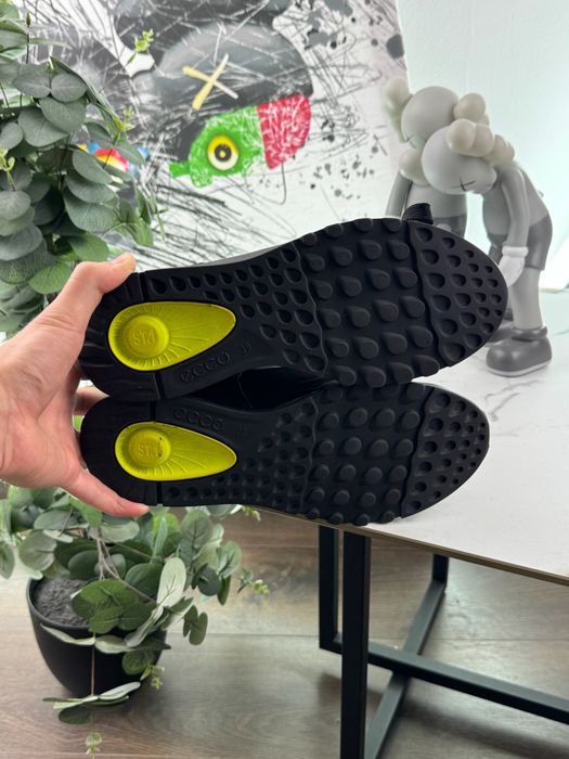 Кросівки Ecco Exostride 39 розмір Е12192