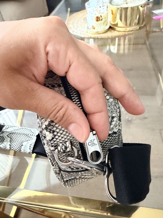 Сумка Calvin Klein Camera Bag