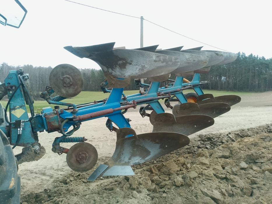 Pług obrotowy overum  kverneland rabe werk
