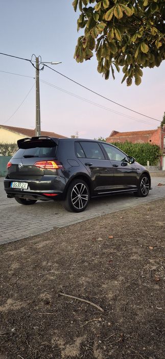 Volkswagen Golf GTE — photo 3