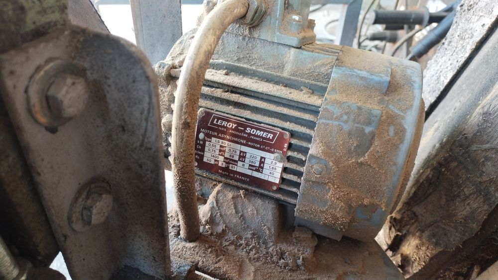 AFIADOR de Serras de Fita BOM ESTADO