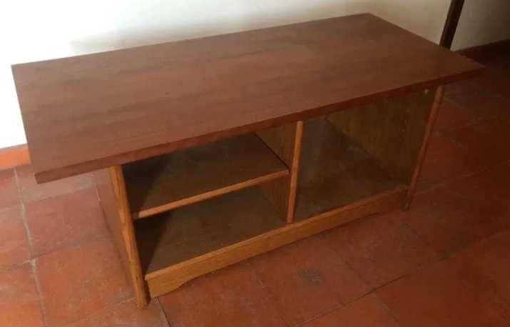 Móvel de TV em Madeira