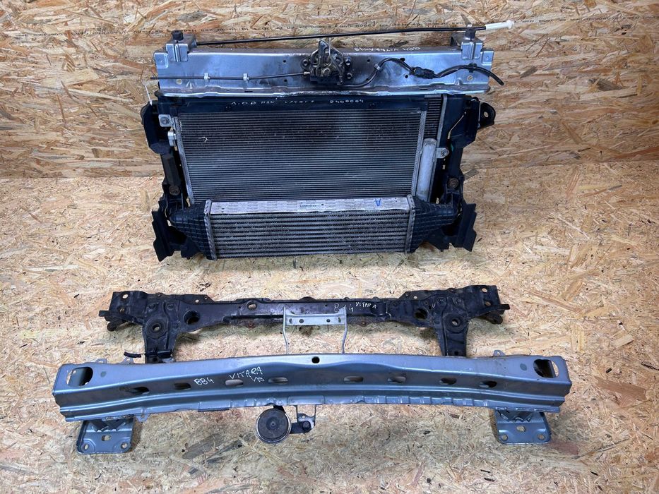 Кришка багажника з розборки Suzuki Vitara IV LY шрот Сузукі запчастини