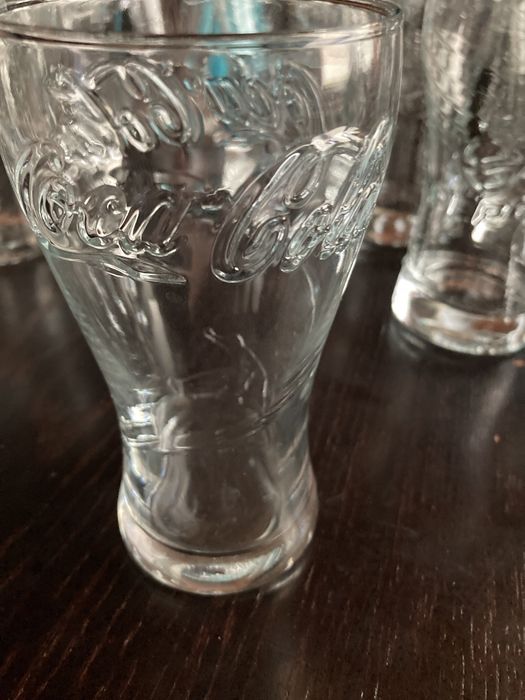 9 Szklanek Coca Cola!