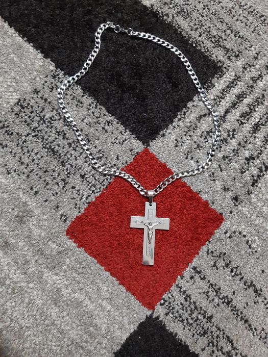 NOVO! Corrente  +  Cruz com Cristo