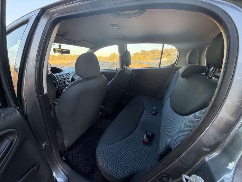 Toyota Yaris 1.0 VVT-i - 165.000Km - Garantia