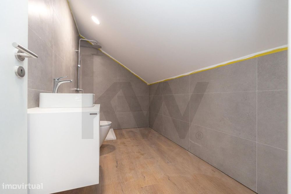 Apartamento T2 Duplex Novo no Tovim-Empreendimento Relvas