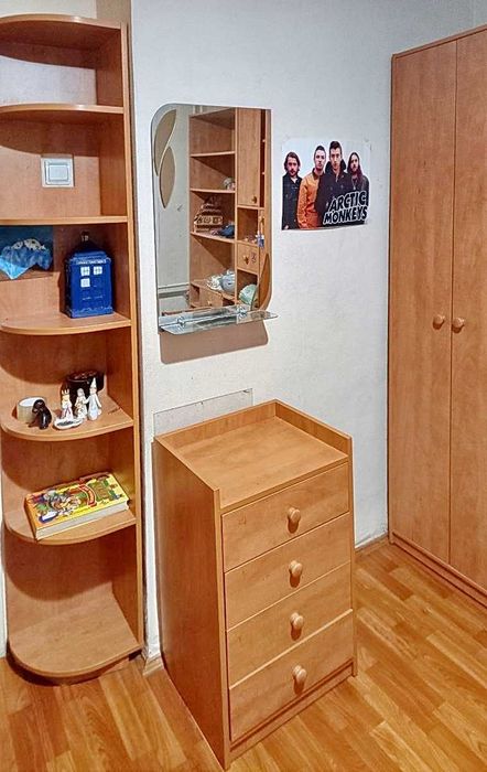 Комплект меблів для дитячої кімнати