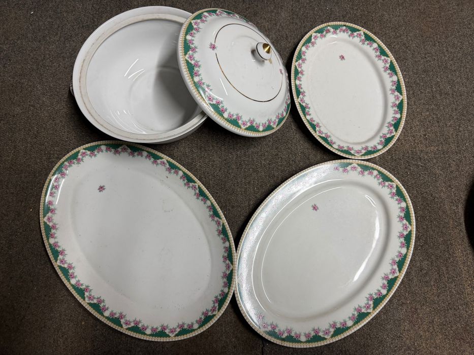 Vendo Serviço de Louça da Porcelanas Portugal como novo