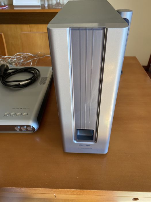 Leitor de dvds e sistema de som philips