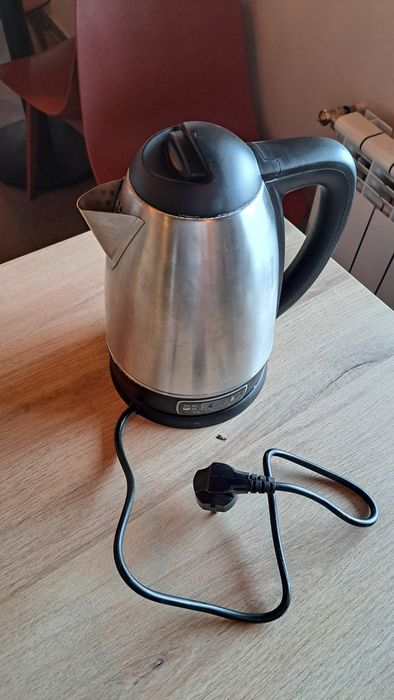 Czajnik bezprzewodowy z regulacją temperatury Hendi 1,8l.