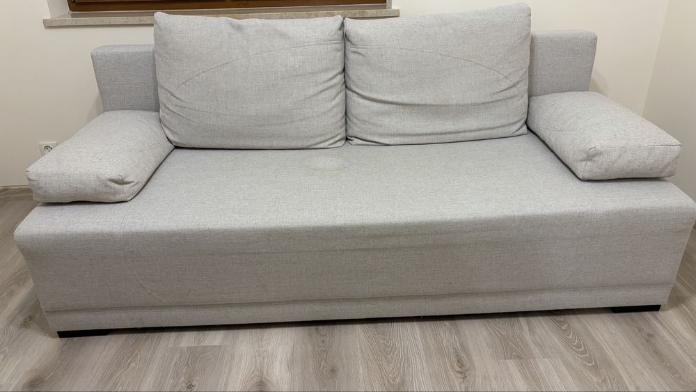 Oddam za darmo sofę .