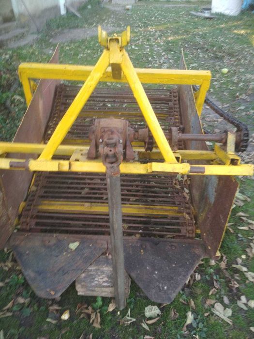 Картоплекопалка двухрядна