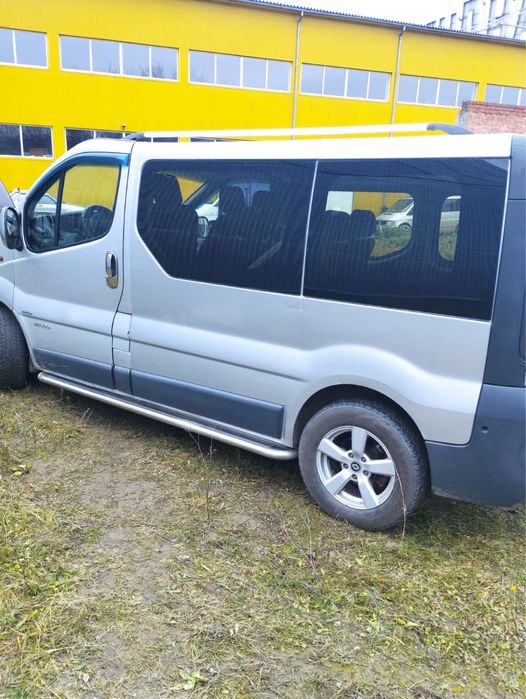 продам авто рено трафік