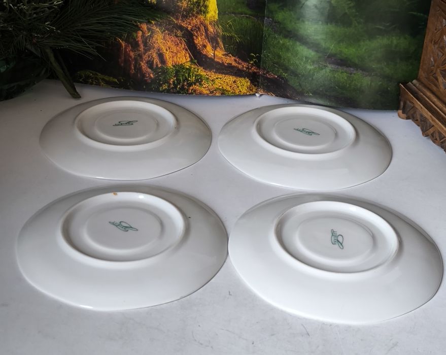 Bulionówki Lubiana  6  sztuk piękna stara porcelana