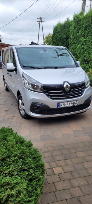 Renault Trafic 9 osoby
