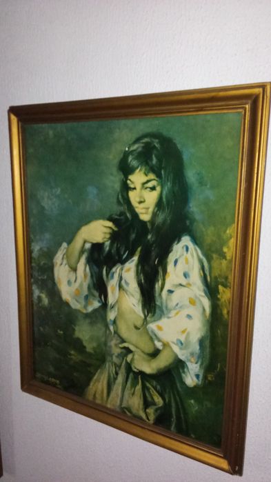 ESPANHOLA Elegante 80x55Cm. Moldura Dourada 3 Fotos