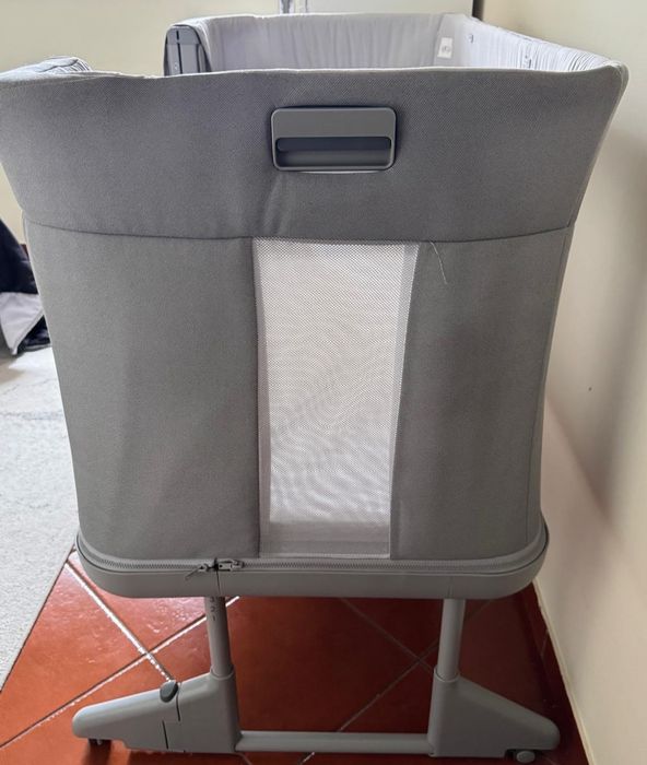 Chicco Next2Me Forever - Ash Grey com caixa em ótimo estado até aos 4 anos