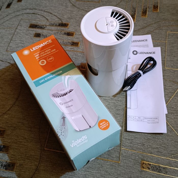 Портативний очищувач повітря для знищення вірусів і бактерій