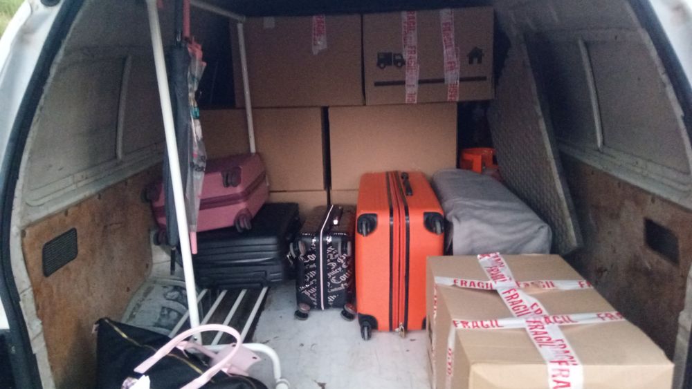 Fretes e mudanças atendemos todo território de Portugal.