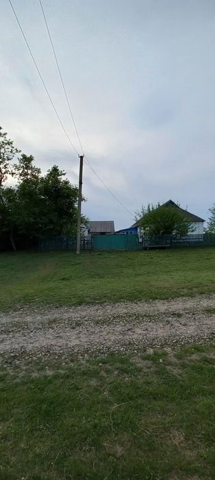 Будинок з ділянкою 60 соток