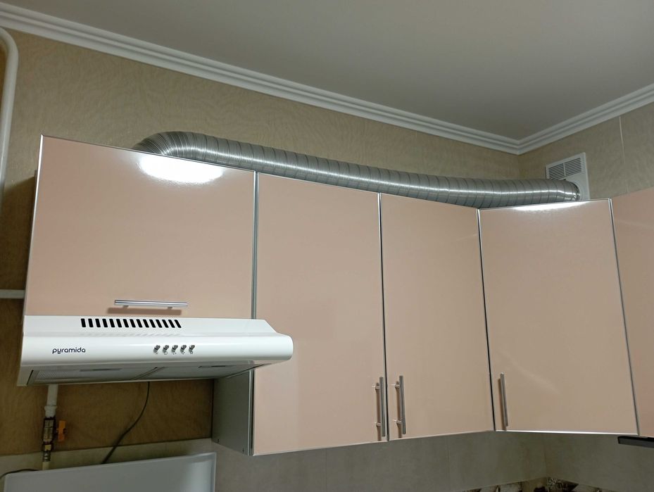 Кухонная вытяжка