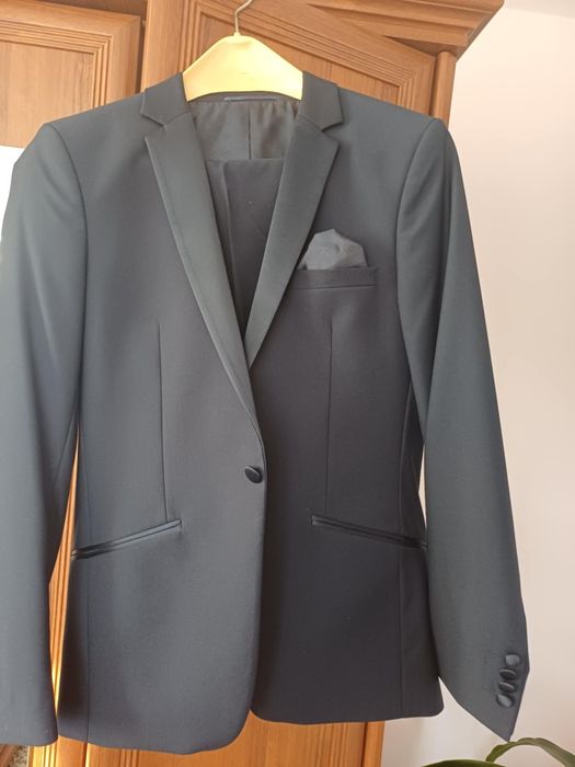 Garnitur męski granatowy