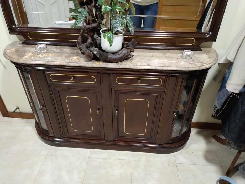 Sapateira com espelho grande pela melhor oferta
