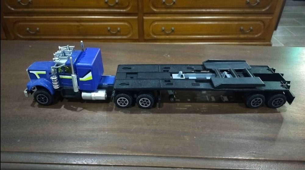 Camião miniatura