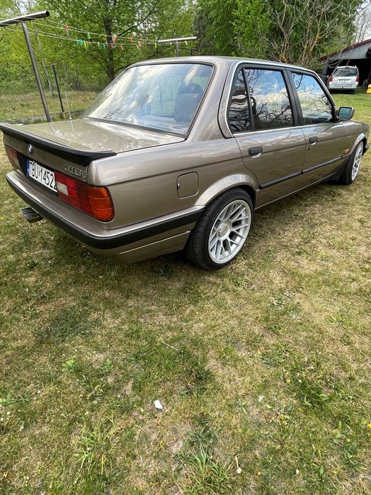 Sprzedam BMW E30 V8