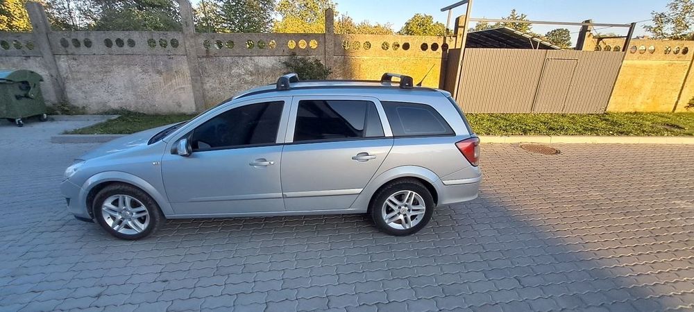 Продам Opel Astra 2008