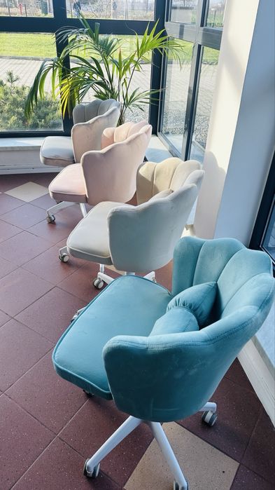 Крісло обертове дитяче JUST SIT BUENO