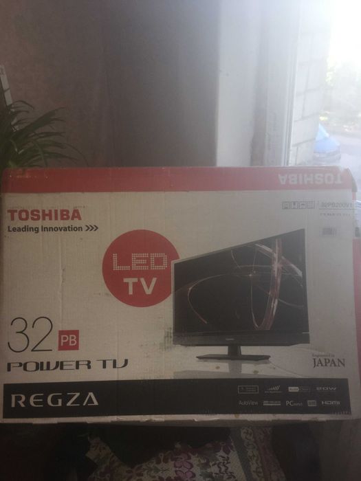 Телевизор Toshiba 32PB200E 32 дюйма, ультралегкий, ультратонкий, HD LED, мультисистемный, для сети 110-240 вольт