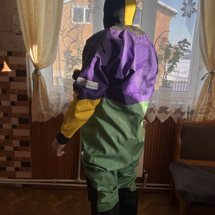 Сухий гідрокостюм водолазний костюм