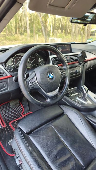 BMW 328i  sport pack M
