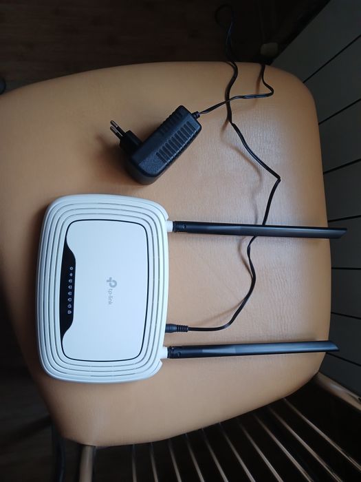 Роутер TP-link TL-WR841N