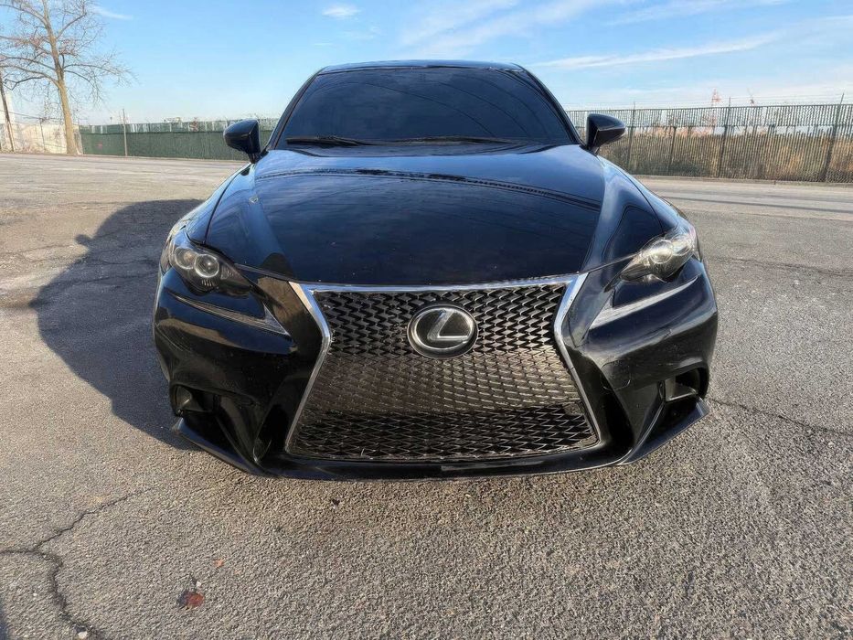 Lexus IS 300      2016